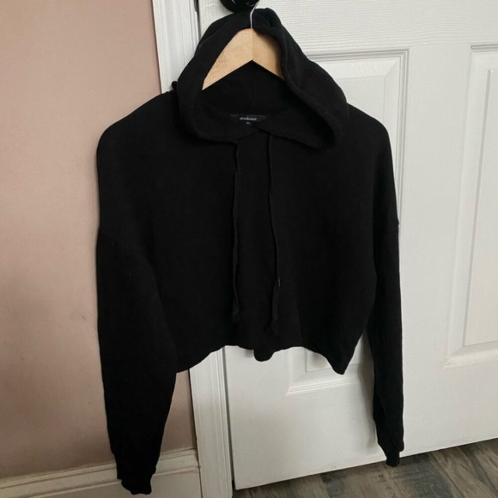 Ambiance Crop Hoodie